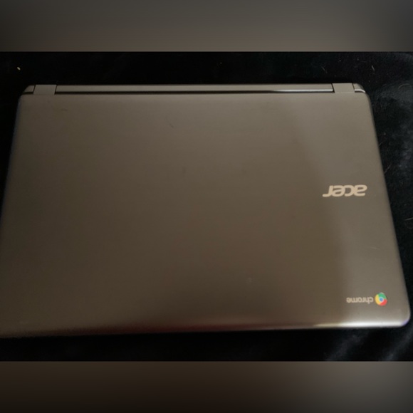 Acer Chromebook 15 laptop - Picture 2 of 2